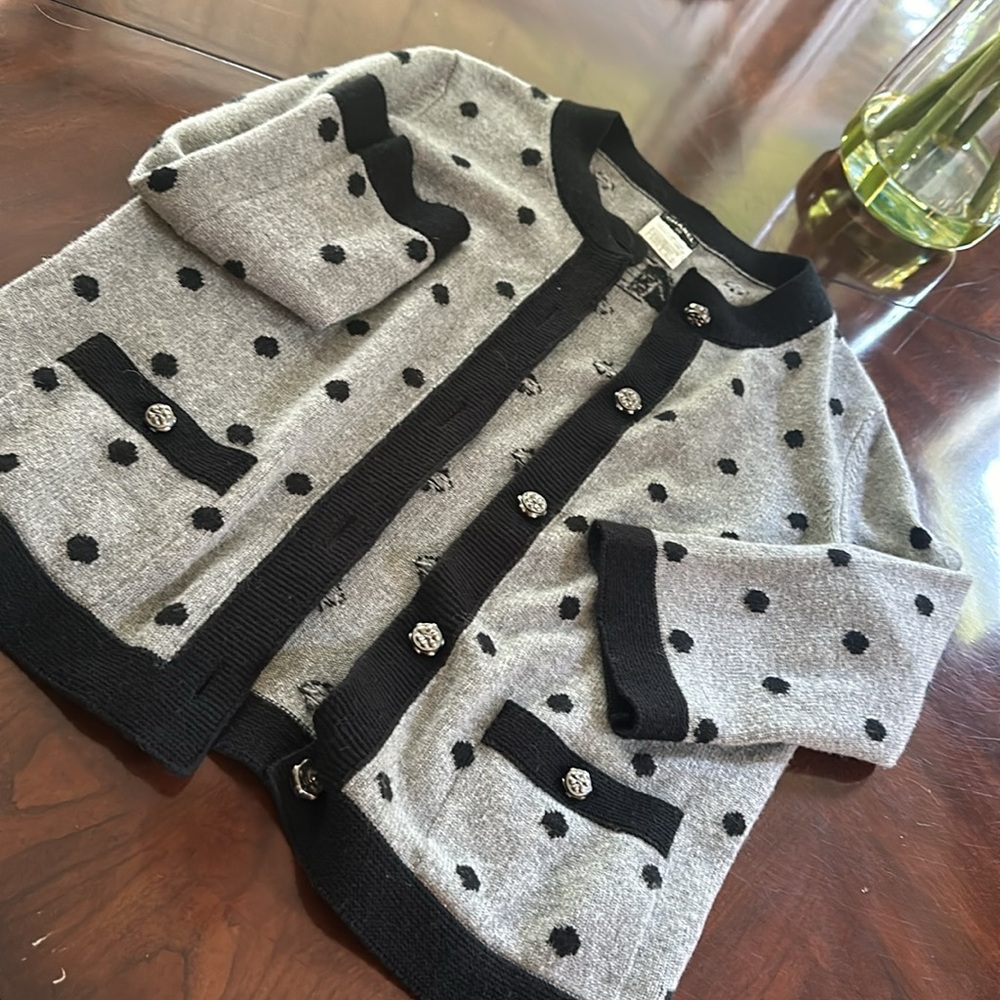Chanel Cashmere button cardigan